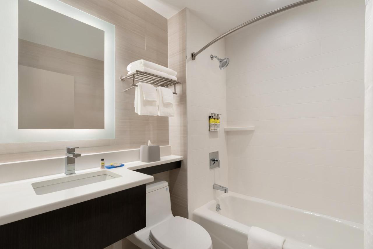 Holiday Inn Express - Jamaica - Jfk Airtrain - Nyc By Ihg New York Ngoại thất bức ảnh